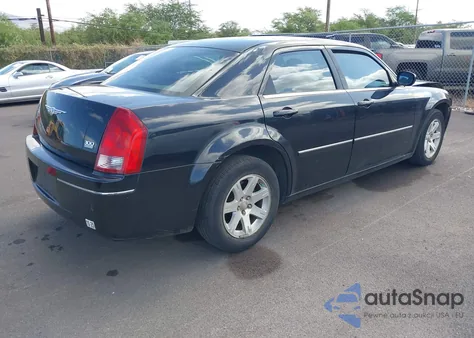 2007 Chrysler 300 Touring из США, поврежденный, VIN 2C3KA53GX7H724252